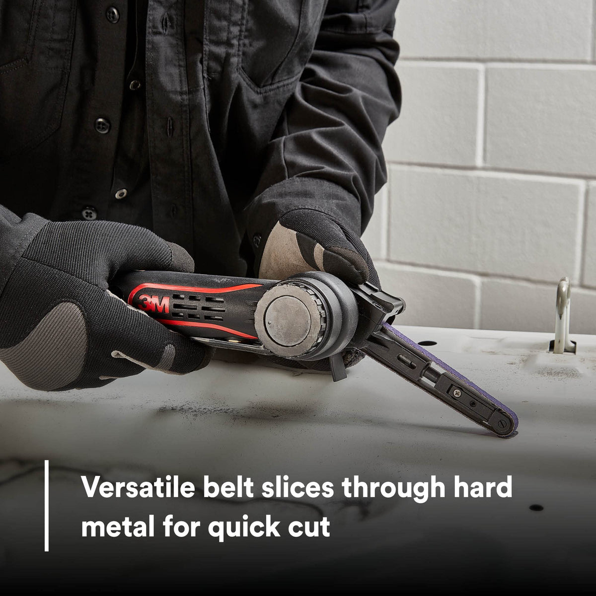 Pack of 10 belts ready for industrial deburring tasks