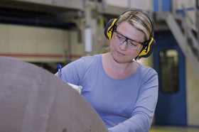 3M PELTOR X2A with 24dB NRR reduces exposure for busy job sites.