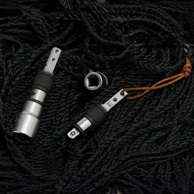 711L compact-edc-kit saves space in daily carry.