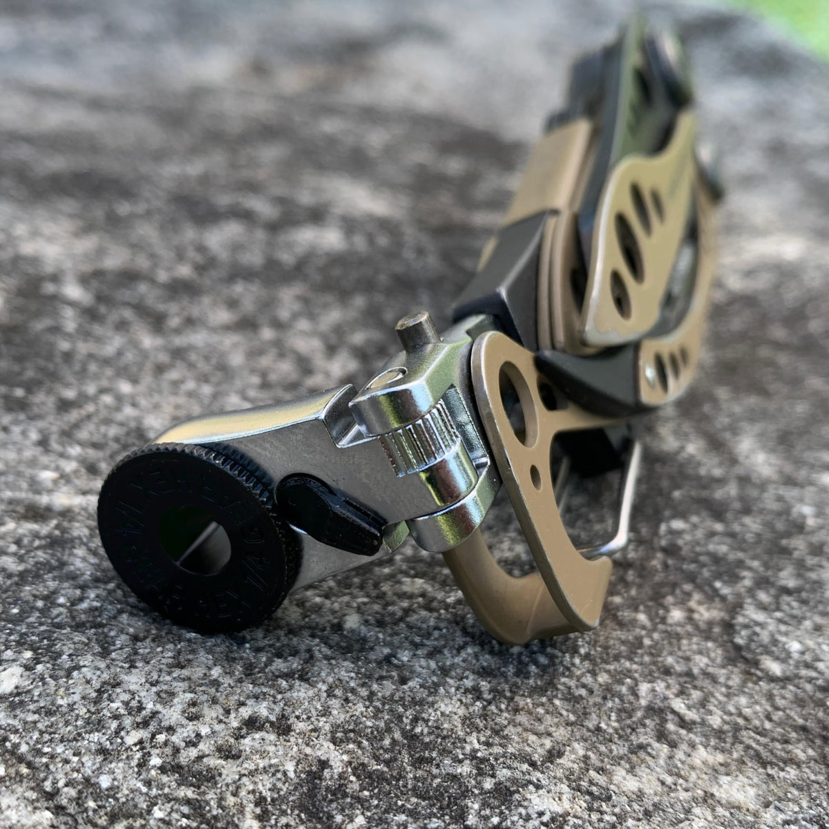 711L ecosystem-ready design connects with other tools.