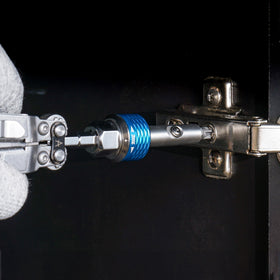 711L Inline Ratchet Driver three-way ratchet offers forward, reverse, and lock positions.
