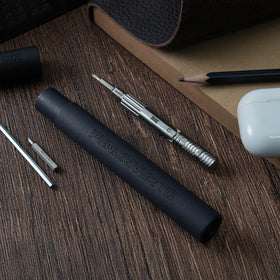 711L Pen Driver TG deep socket accepts double ended bits for versatility