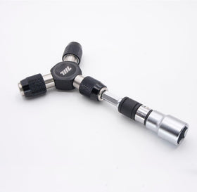 711L secure-connection keeps tools stable under torque.