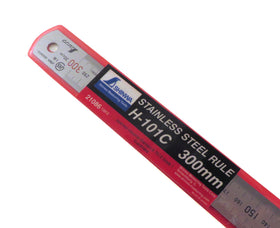 Accpo Shinwa H101-C JIS Grade 1 certified ruler ensures consistency for professionals.