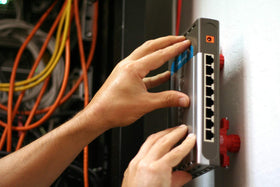 Accu Mount Tools storage rack keeps all components neatly organized.