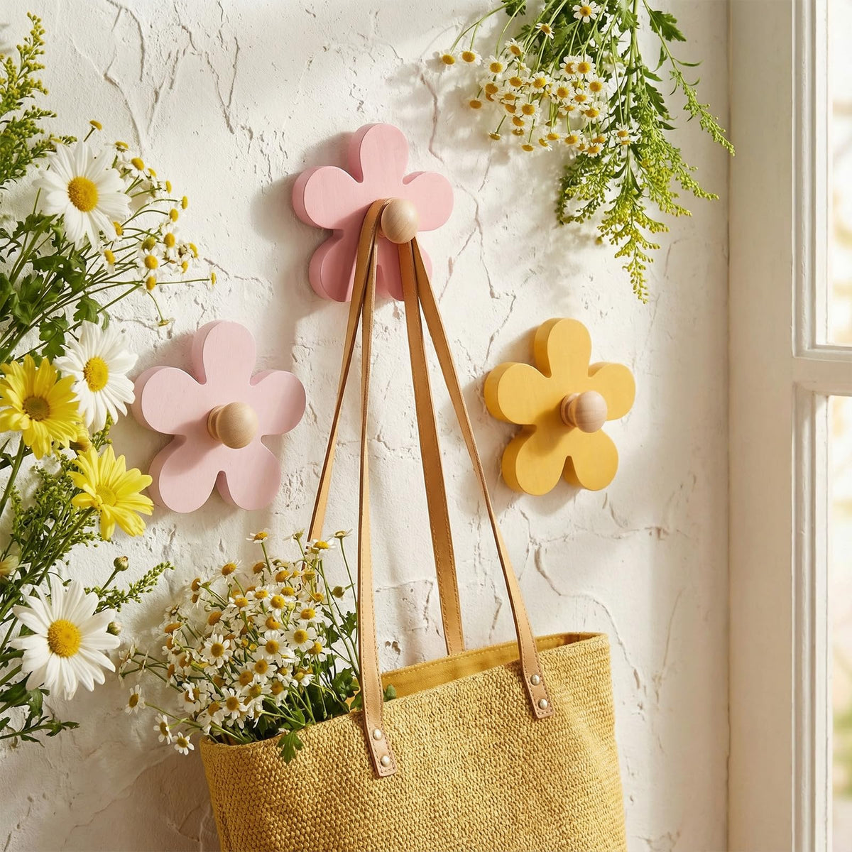 AceOrbit Daisy wall hook purple front view, cute decor with practical hanging.