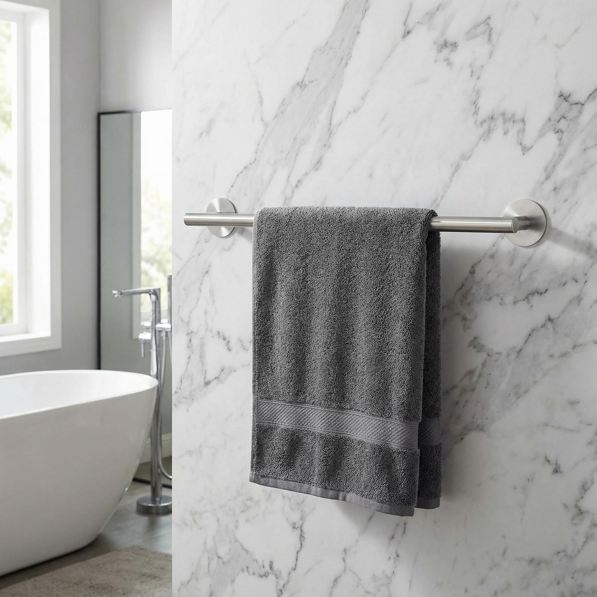 AcGlbauric durable towel rack with smooth edges for safe use.