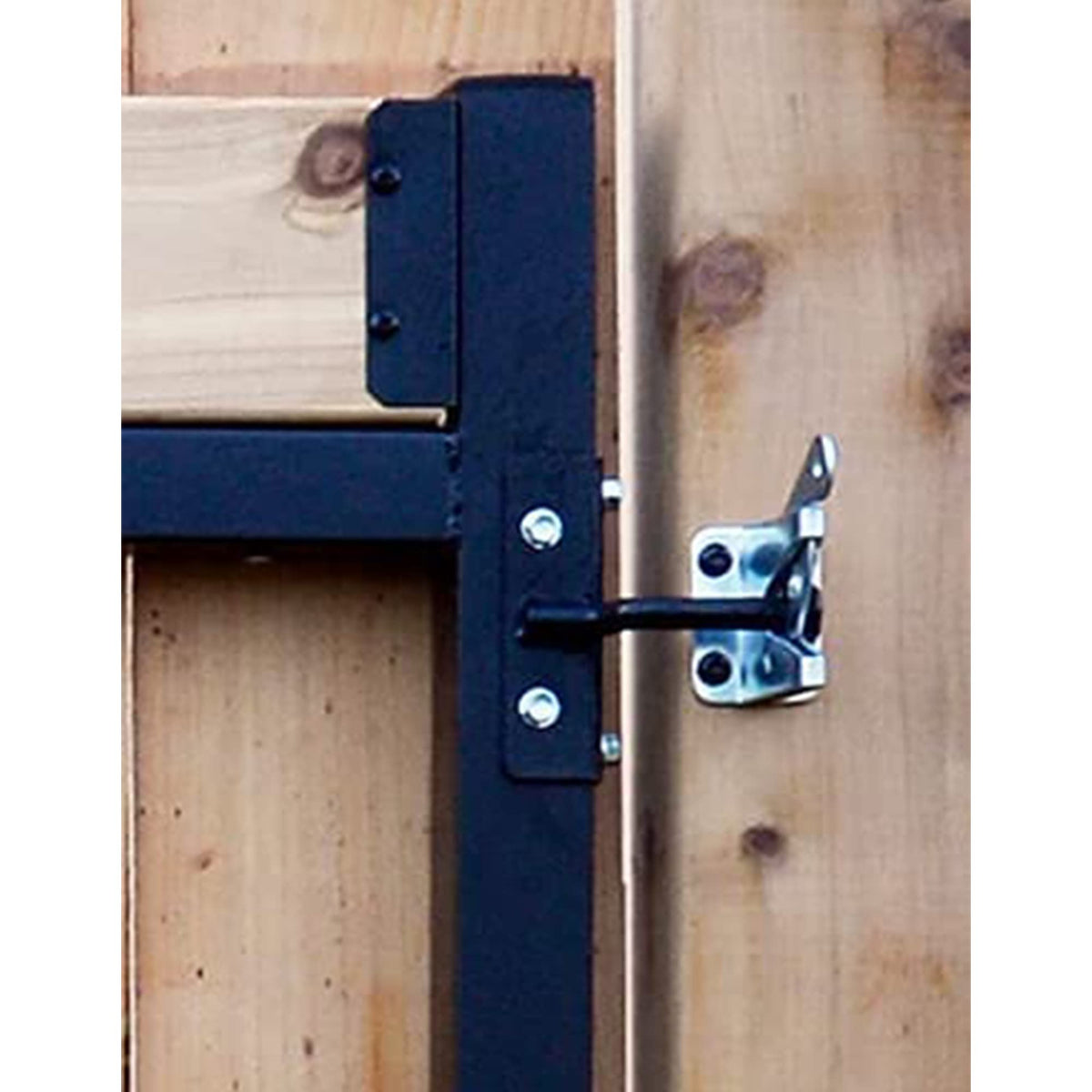 AG72LTP-ZR0110 spreader bars reinforce full-frame rigidity for long-lasting stability.
