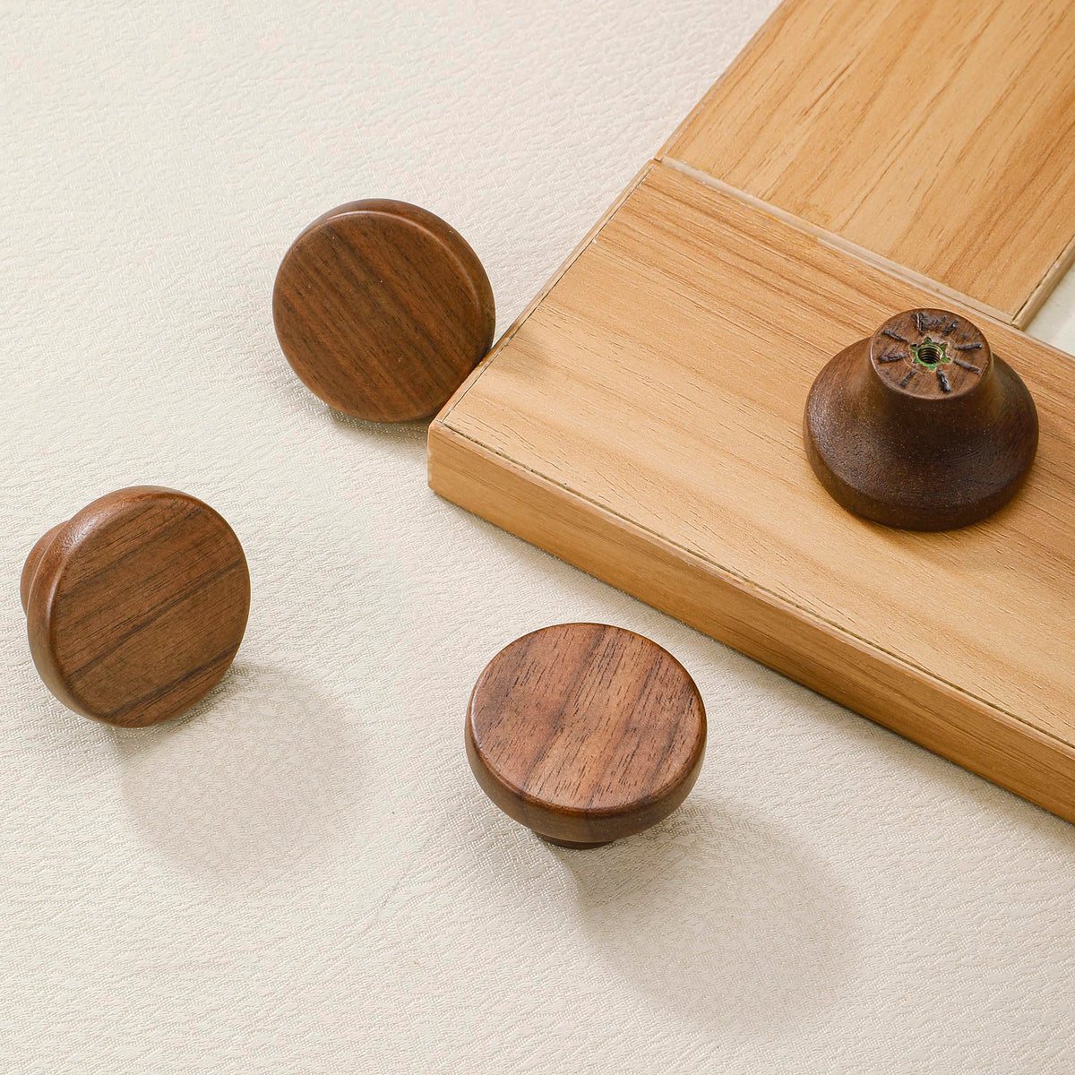 AENZOOY walnut square handle 39mm for kitchen cabinets.