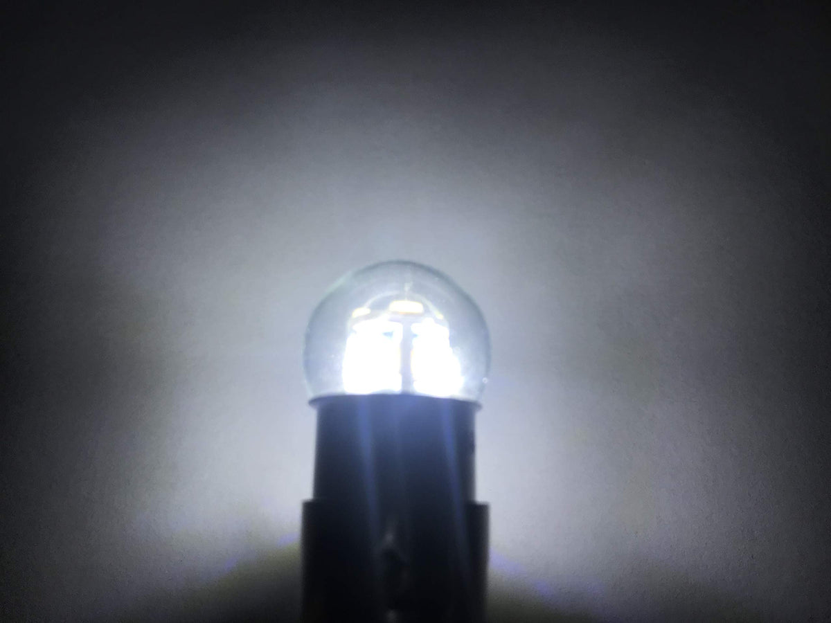 Aero-Lites Bright White LED bulbs in a 2-pack offer balanced light and easy upgrade.