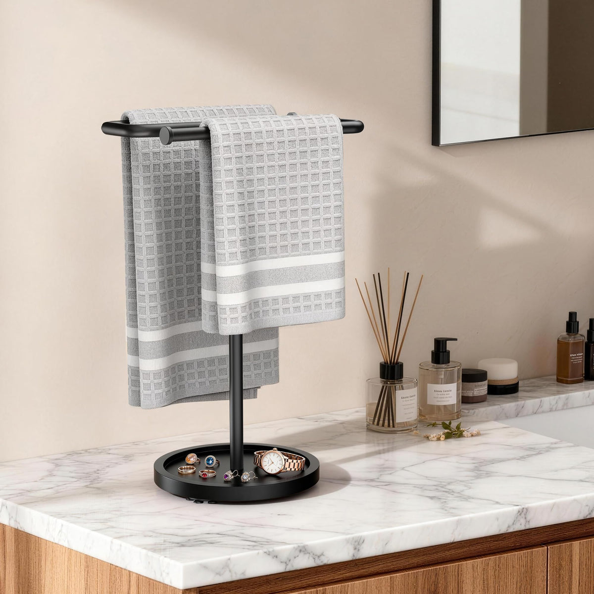 Aetyord Z-Shape towel holder demonstrates S-shaped dual hanging for better air flow.