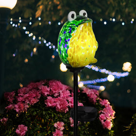 Afirst decorative frog light makes a thoughtful gift for green thumbs.