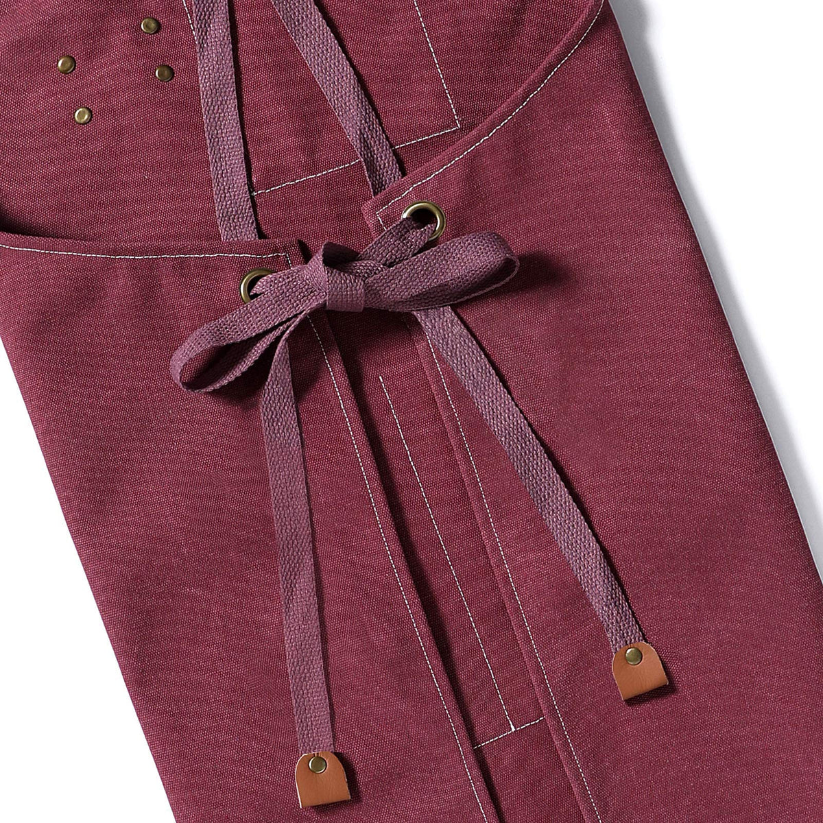 AFUN Chef Apron provides chest-to-knee coverage to shield clothing from sparks and spills.