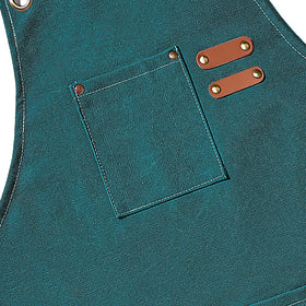 AFUN apron pockets feature reinforced metal rivets for durability during tasks