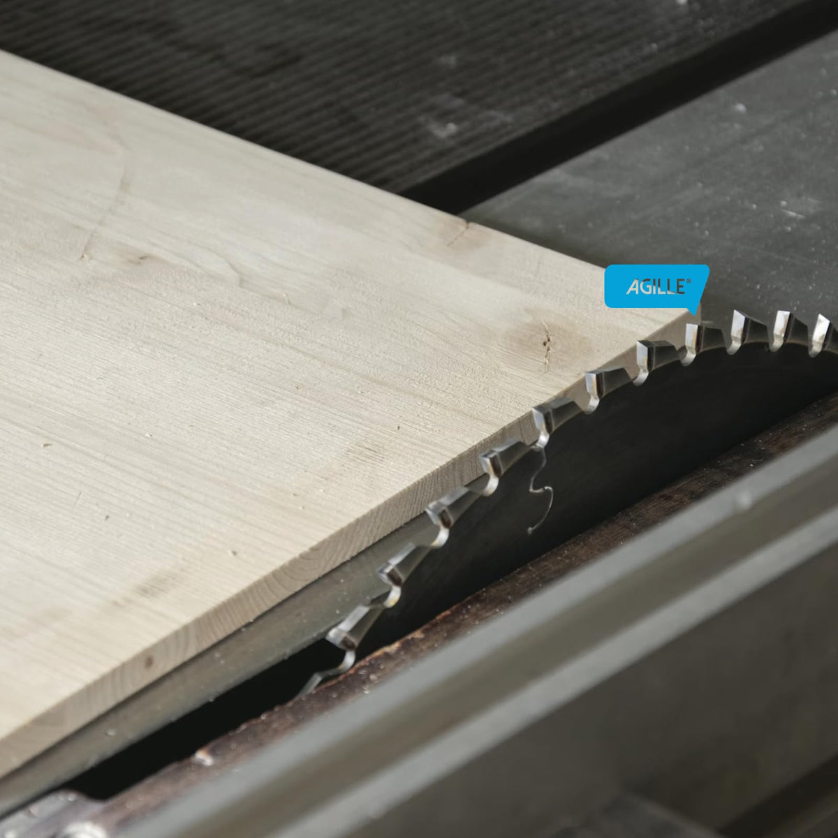 AGILLE inserts support both standard and dado blades for versatility.