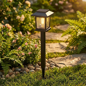 Albelt dusk-to-dawn yard illumination along a walkway