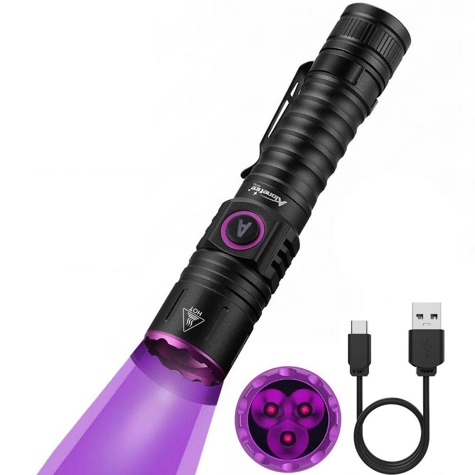 ALONEFIRE SV103 UV flashlight highlights fluorescence in minerals and rocks.