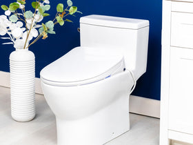 ALPHA BIDET iX Pure LED-nightlight image reveals soft blue illumination.