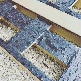G-Tape 3040BK resists weather and UV exposure for outdoor installations.