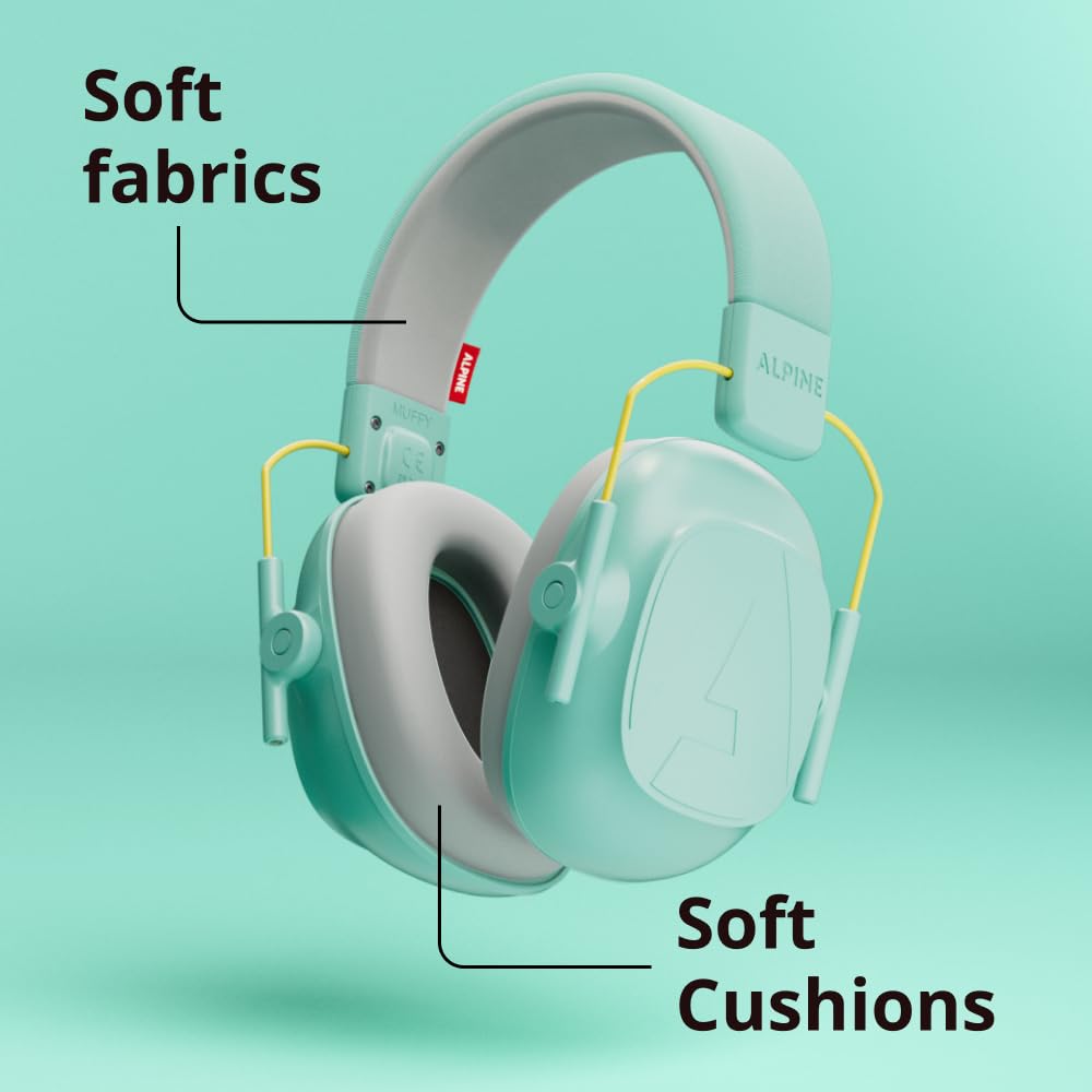 Alpine Muffy Kids noise cancelling demo shows solid attenuation in noisy environments.