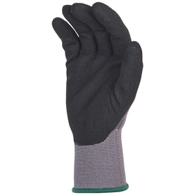 Amazon Basics gloves performing in both wet and dry conditions for versatile tasks.