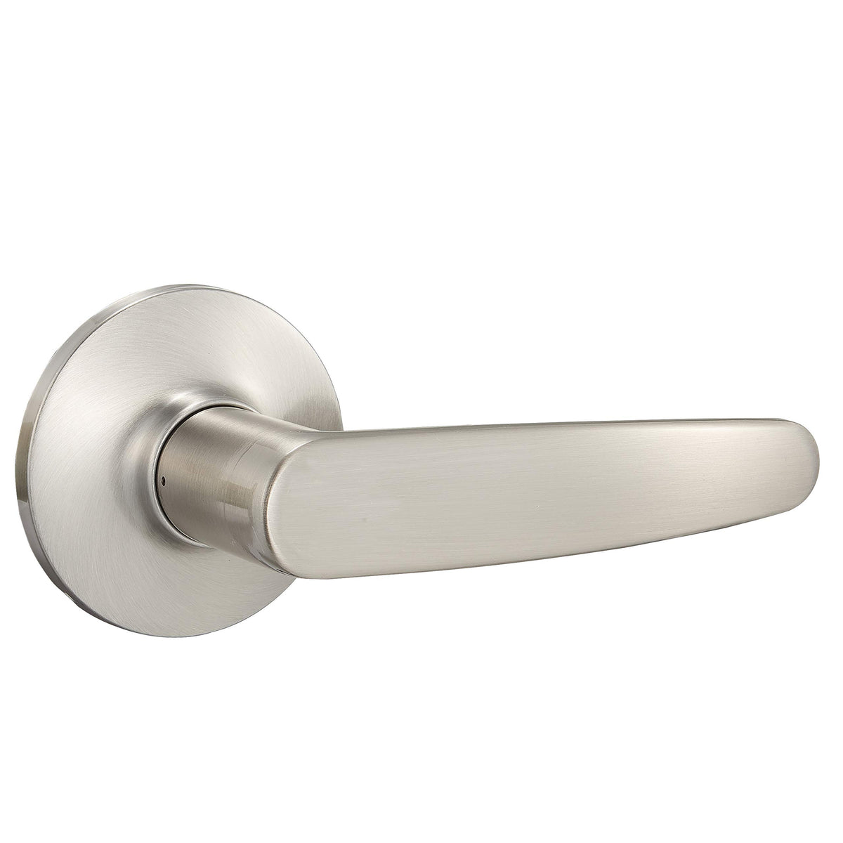 Amazon Basics reversible lever demonstrates compatibility with both right- and left-handed doors.