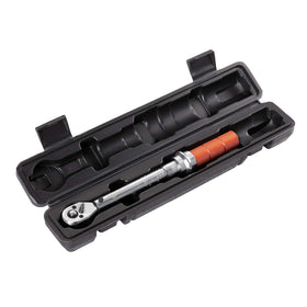 Durable Cr-V head on Amazon Basics torque wrench for longevity