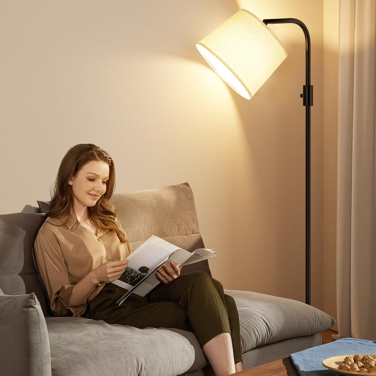 Ambimall rotary switch enables quick dimming adjustments.