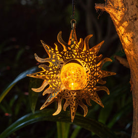 Amugmilk holiday garden lantern enhances seasonal decor without cords or noise.