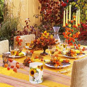 ANYGIFT flameless sunflower candles are safe around children and pets.