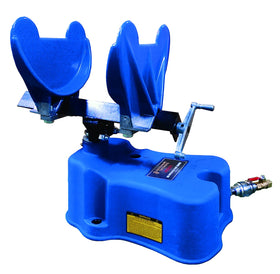 AP Astro 4550A adjustable rubber-coated clamps securing pint to gallon containers.