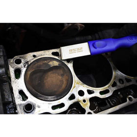AP Astro Tools 9532 flat-surface gasket scraper tackling rust and paint on metal