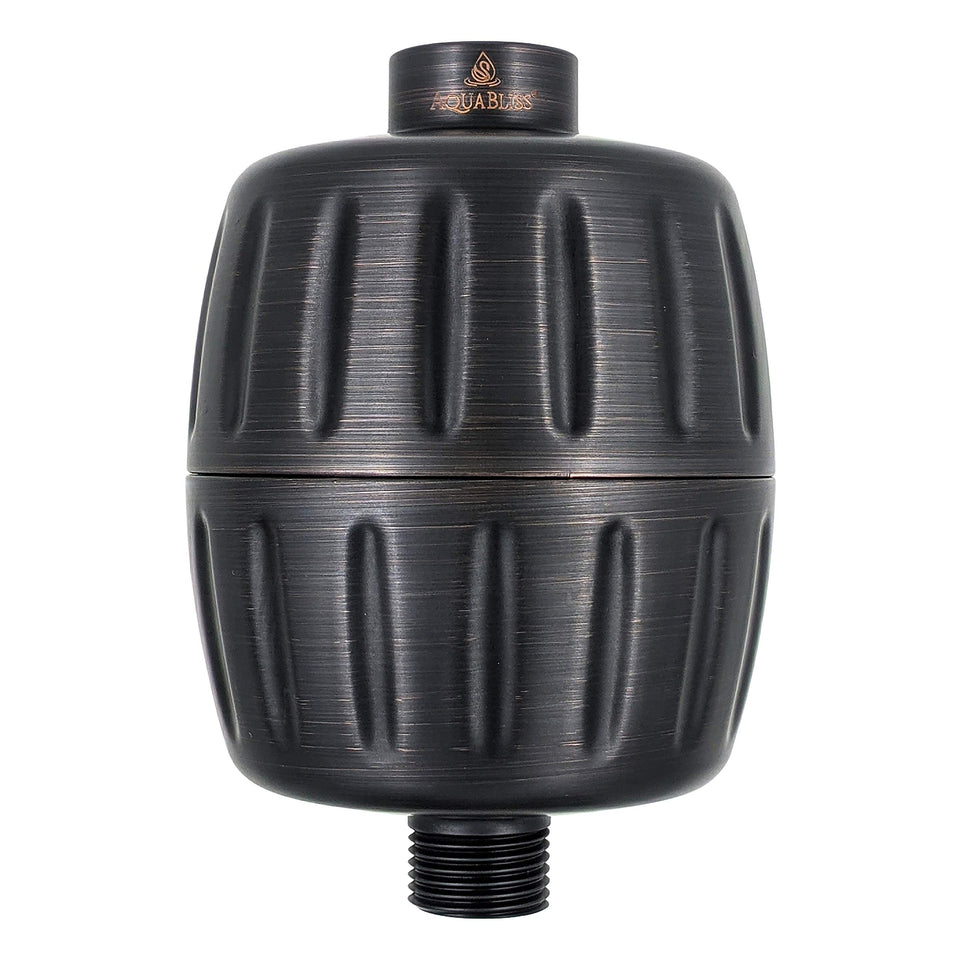 AquaBliss heavy-duty shower filter demonstrates advanced filtration for cleaner water.