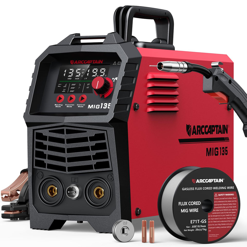 ARCCAPTAIN 135A welder with large LED display for easy parameter monitoring.