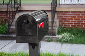 ARCHITECTURAL MAILBOXES Gibraltar OM160BEC Outback rear view shows back door for side access.