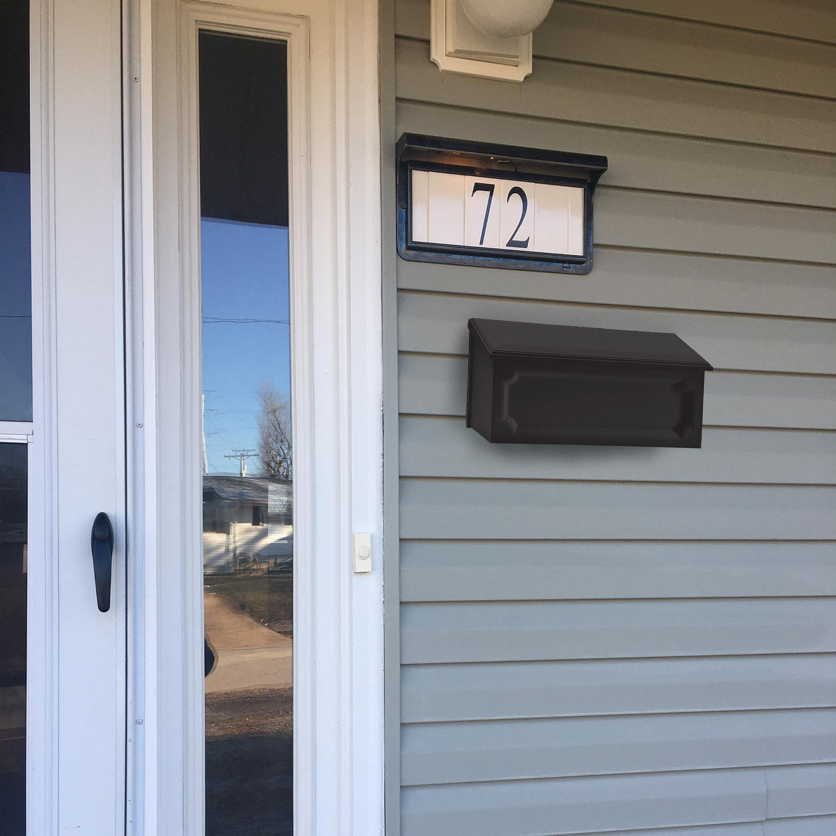 Windsor wall-mount close-up shows embossed address panel for easy street identification