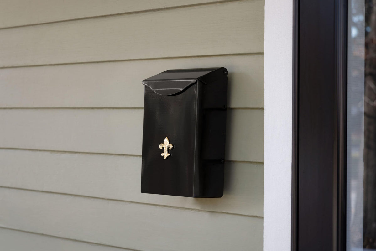 Matte black powder-coated finish on City Classic mailbox withstands weather