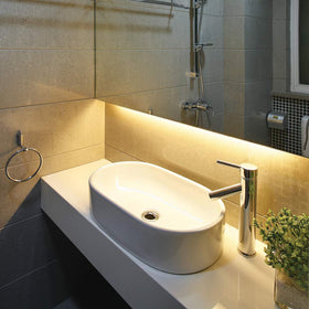 Armacost Lighting soft-start and fade-on visuals for smooth illumination changes.