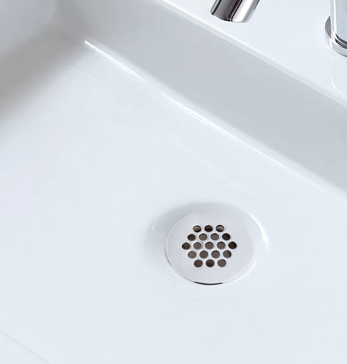 Artiwell grid-strainer-tailpiece-1-1-4, compatible with 1-1/4 inch tailpieces.