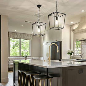 Ascher wide 280-degree beam for balanced illumination