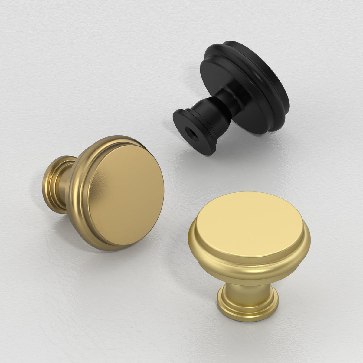 Asidrama champagne bronze finish resists tarnish, keeping a warm accent for years.