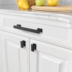 Asidrama matte black cabinet pull closeup showing sturdy zinc alloy build