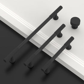Secure packaging protects knobs from bumps during transit