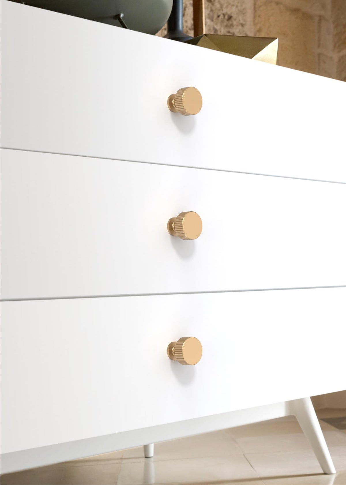 Asimerdeco protective packaging protects knobs during shipping.