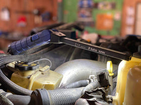 Astro Tool 52SLC dual magnets base keeps light secure during tasks