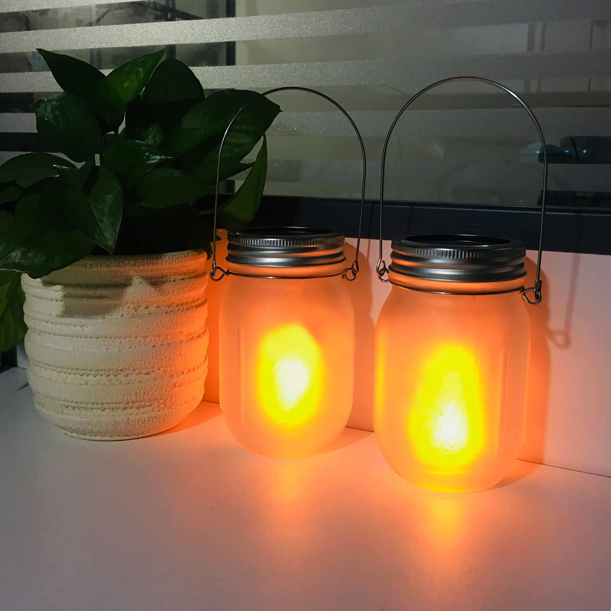 Aubasic waterproof lanterns with seal ring withstand rain and dew