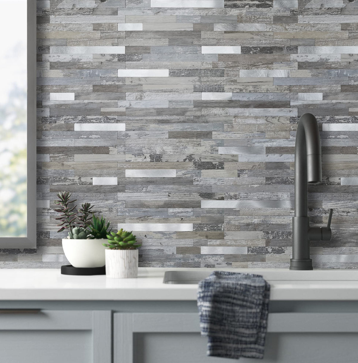 AULIGET kitchen DIY installation steps with peel-and-stick tiles.