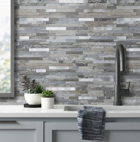 AULIGET kitchen DIY installation steps with peel-and-stick tiles.