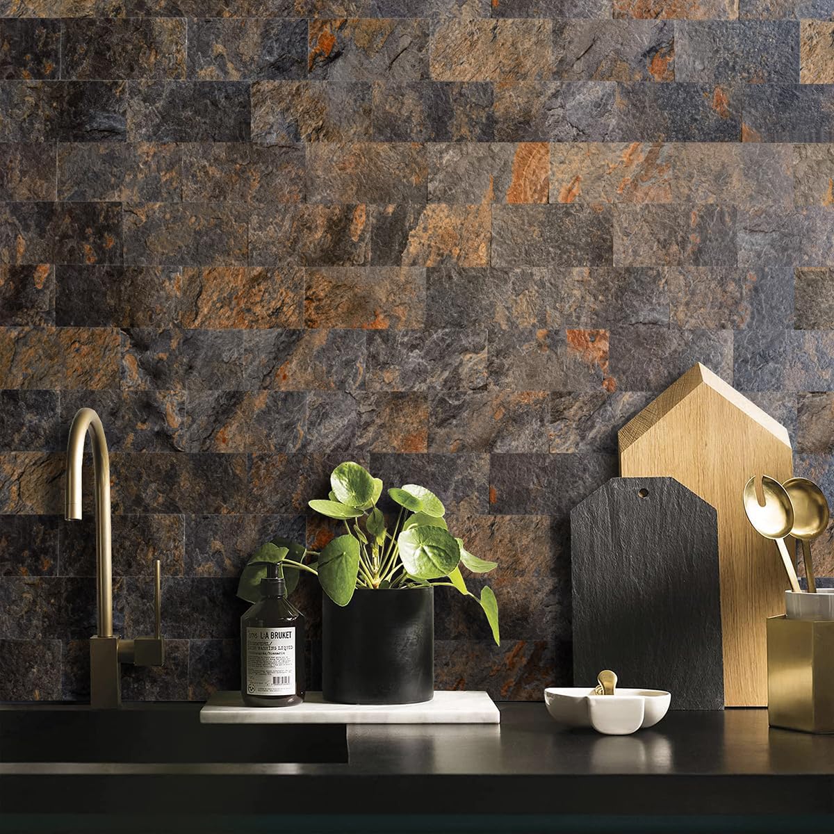 AULIGET Rust Slate tiles bathroom wall demonstrating waterproof, wipe-clean surface.