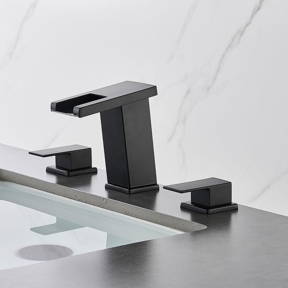 AVSIILE easy-install 3-hole faucet includes clear setup instructions.